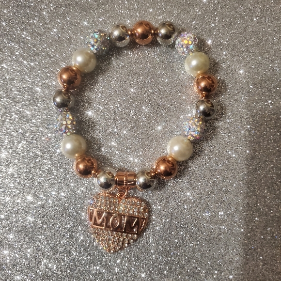1-PIECE ONE-OF-A-KIND BEADED MOM BRACELET. - Picture 9 of 13